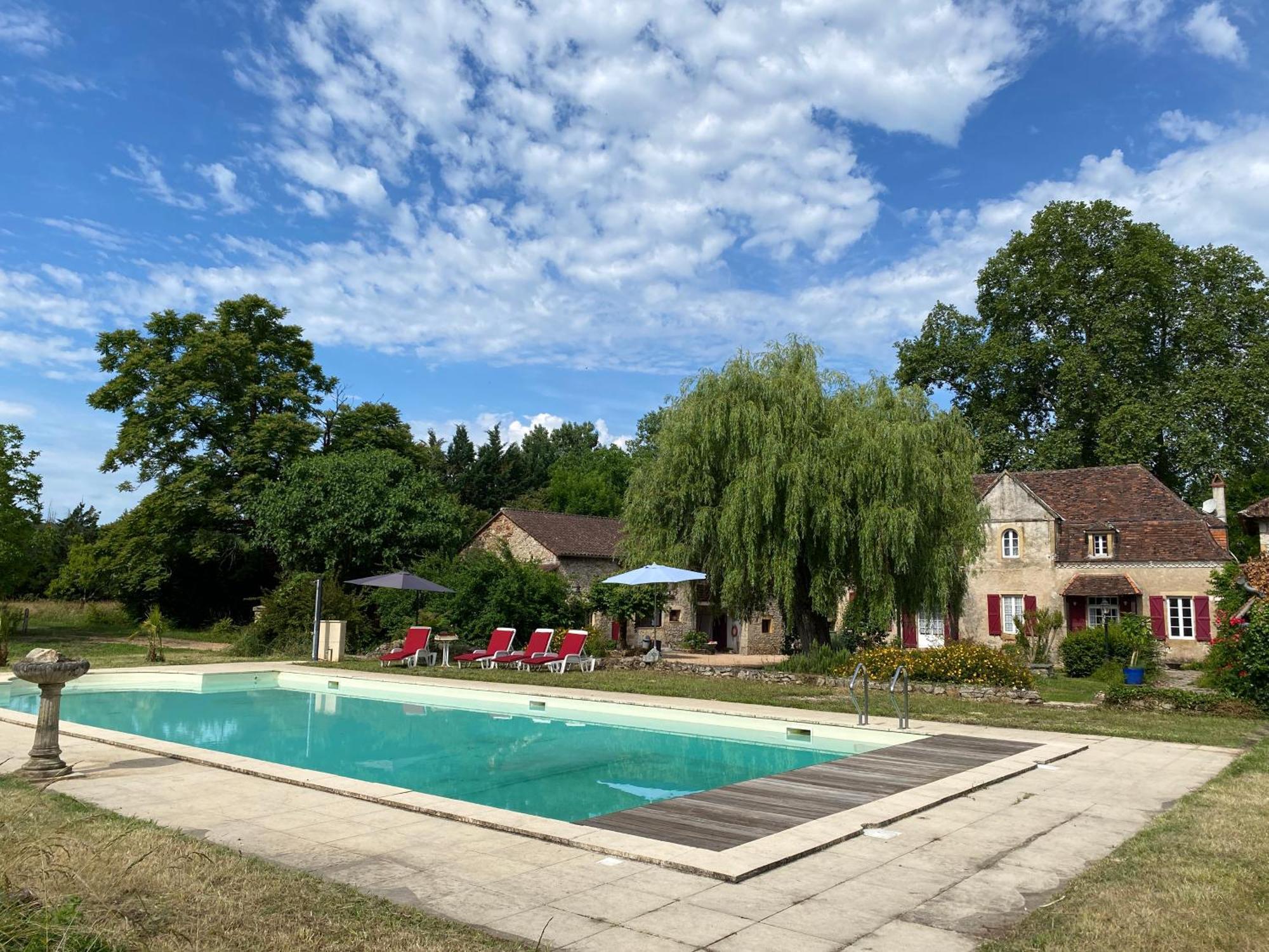 Sfeervol Vakantiehuis Op Landgoed Aan De Dordogne Villa Prudhomat Exterior photo